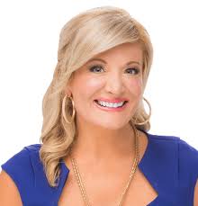 Kelli Parker's Instagram, Twitter & Facebook