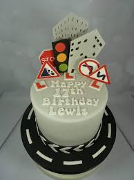 Male Birthday Cake For 17 Year Old Boy Driving Themed 17th Birthday Cake 17 Birthday Cake Birthday Cake Decorating 16 Birthday Cake
