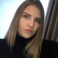 Chantelle Wallace's Instagram, Twitter & Facebook