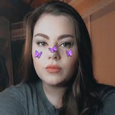 Madison Hendry (@MaddieClaireH)