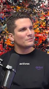 Invertir te protege frente a la inflación 📈, Haz que tu dinero no pierda  valor y trabaje para ti 😎, Descarga nuestra app y conoce los fondos de  inversión que tenemos para ti 📲, Empieza hoy.