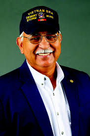 Two challenge city council incumbent for place 1