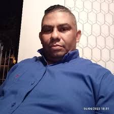 Ricardo Vives (@VivesRicardo)