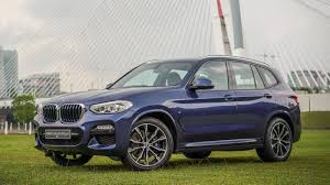 Sport package or not, the suspension is the same. i'm not sure i'm buying that statement. The Bmw X3 Gets More Style To Go With Substance With An M Sport Package Autobuzz My