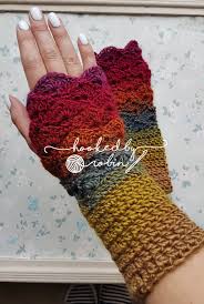 March 2, 2014 last updated: Fantail Shell Stitch Fingerless Gloves Free Crochet Pattern Hooked By Robin