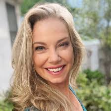 Eva Ivey's Instagram, Twitter & Facebook