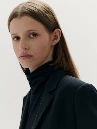 Christy Young @christyoung_ #christyyoung #chicbrisbane