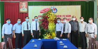 Cập nhật tin tức mới và nóng nhất về đời sống xã hội, kinh tế, pháp luật, giáo dục, thế giới, thể thao, giải trí, văn hóa và nhiều lĩnh vực khác tại bình dương và cả nước. Ä'oan Can Bá»™ Cá»§a Tá»‰nh á»§y ThÄƒm Táº·ng Hoa Chuc Má»«ng Há»™i Nha Bao Tá»‰nh Binh DÆ°Æ¡ng
