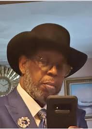 Had to rock the grey under shirt to tie in the beard