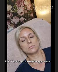 Run don't Walk!! The LIMITED EDITION Clarins Makeup is now in stock at NBR!  🤍SOS Primer Gold Glow