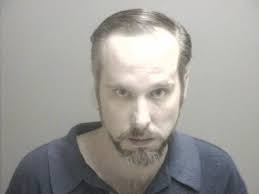 Boardman Veterinarian Allegedly Puts Son in Dog Cage