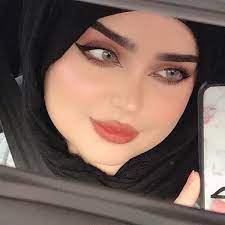 pin on attractive girlzzzzz