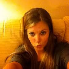 Amanda Ketelsen's Instagram, Twitter & Facebook