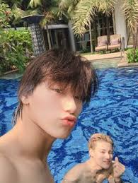 180 רעיונות של 초 산