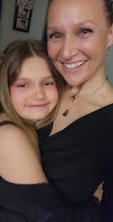 The last sweetheart dance of elementary school 😭♥️♥️