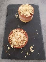 Entremet Individuel Dacquoise Noisette Mousse Au Chocolat Noir Gigicooking Mousse Au Chocolat Mousse Chocolat Noir Dacquoise Noisette