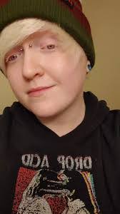 Desiree Dotson's Instagram, Twitter & Facebook