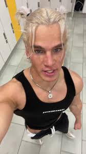 Stay hungry, stay motivated, its the only way🦹🏼🤍#fyp #kashimo #gymgirl  #girlfriend