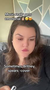 Nikki Michelle (@nikkisinger88_official)