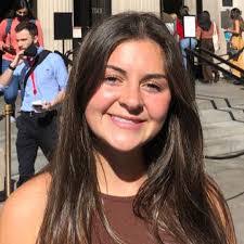 Ellen Krueger's Instagram, Twitter & Facebook