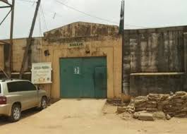 Just In: Jail Break At Suleja Correctional Service, Hundreds of Inmates Escaped
