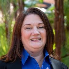 Nancy Waldron's Instagram, Twitter & Facebook