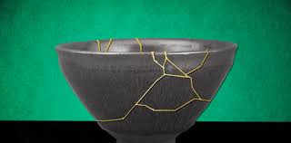 Once you have some broken pottery, lay down all the materials you will need to have them at hand. The Japanese Art Of Repairing Broken Pottery With Gold Is About Far More Than Just Pottery Digg