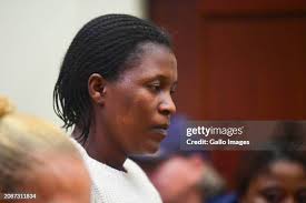 12 Photos & High Res Pictures