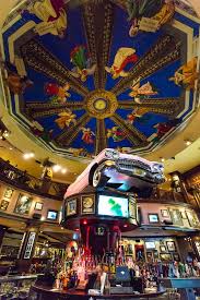 The Ceiling Art At Universal S Hard Rock Cafe Apen