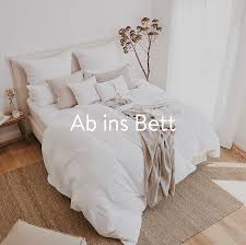 In fact, you can lie in bed at night and swing from deep feelings of attachment for one person to deep feelings of romantic love for somebody else. Ab In S Bett I Westwingnow Zimmer Schlafzimmermobel Schlafzimmer