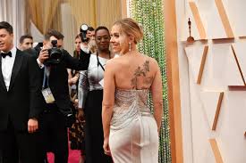 Check spelling or type a new query. Scarlett Johansson S Silver Oscar De La Renta Oscars Dress Popsugar Fashion Middle East