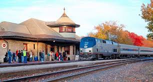 Autumn Arrival At Kirkwood Missouri Train Station Train Train Station Missouri