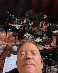 atinyaudience season 4 .. with my mates @brendanbuckley @sterlingnegro  @luisguzmanmusic @adellamusicworld