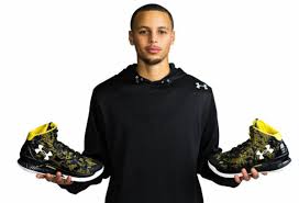 Steph curry, who's been struggling so far in the nba finals (averaging 16.0 points per game on 43.6 percent shooting), released his latest under armour shoe. Steph Curry Under Armour Release Latest Signature Shoe Sports Illustrated