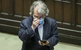 Gli italiani vogliono #draghi perché non ne possono più di un governo caotico come quello. Recovery Fund Renato Brunetta Presidente Della Commissione Forza Italia Sempre Piu Vicina Al Governo Libero Quotidiano