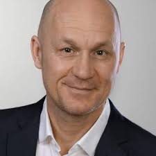 Bell wechselt zu Taylor Wessing