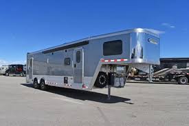 Car hauler with living quarters canada by posted on 08/07/2021 any custom trailer can be built with the color, flooring, heating/ac, windows, generator, etc. New 2020 Cimarron Freedom In Frederick Co Toy Hauler Rv