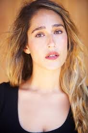 Elise Ruby's Instagram, Twitter & Facebook