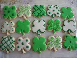 There is definitely a yum factor in the summer. Green Cookies St Patrick S Day Cookies Shamrock Cookies Sugar Cookies Decorated