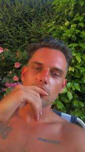 Dean Gladman (@whoisd3an)