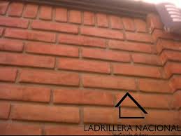 Escalones de ladrillo detalle de ladrillo muros de tabique edificio de ladrillos fachadas edificios edificios modernos tabique rojo plantas modernas ladrillos expuestos. Pared Fachadas De Ladrillo Rojo Aparente Novocom Top
