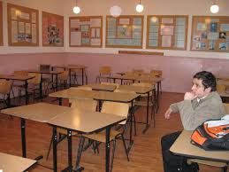 Marți vom decide dacă școlile, grădințele și liceele se vor deschide miercuri, a anunțat gabriela firea, primarul capitalei. Scolile Sunt Inchise Luni Si Marti Opinia Giurgiuveanului