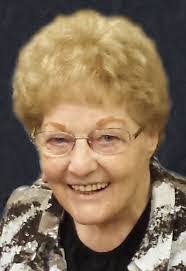 Juliana Glenn's Instagram, Twitter & Facebook