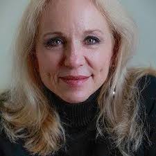 Thea Vincent Vowell (@TheaVowell)