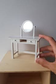 Dressing Table In Miniature Ikea Hemnes Style In 2020 Dolls House Interiors Dollhouse Miniatures Diy Diy Dollhouse Furniture