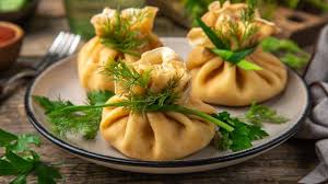 Coprila con pellicola e lasciala riposare in frigorifero per 30 minuti. Fagottini Di Crepes Con Ricotta La Ricetta Perfetta E Facile