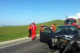 Femeie de 54 ani), plus o a treia (un bărbat de 57 ani) internată în stare gravă la braşov. Infotrafic Accident Pe Dn 1 CirculaÅ£ie OpritÄƒ Dcnews