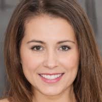 Alice Davison's Instagram, Twitter & Facebook