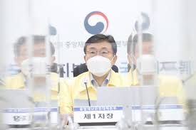 5일 남은 60세 이상 백신 접종 예약…예약률 68.0%. Aarkfplvi2vvdm