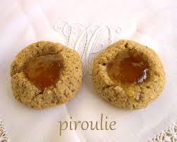 Biscuits Sables Et Caaks De Pessah Une Recette Et 3 Formes Doigts Couronnes Boules Patisseries Et Gourmandises Biscuits Sables Biscuits Sables